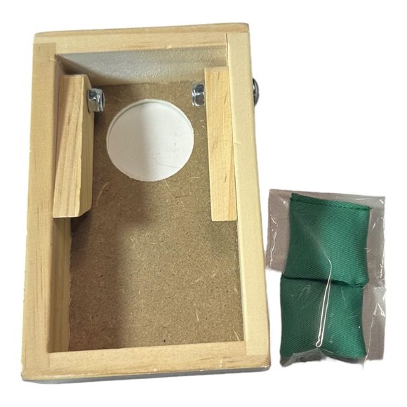 2024 Disney Parks Epcot Flower Garden Prize Corn Hole Mini Board Coco - Picture 2 of 3